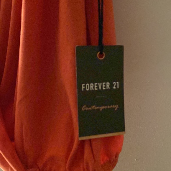 Forever 21 New top - Picture 2 of 3